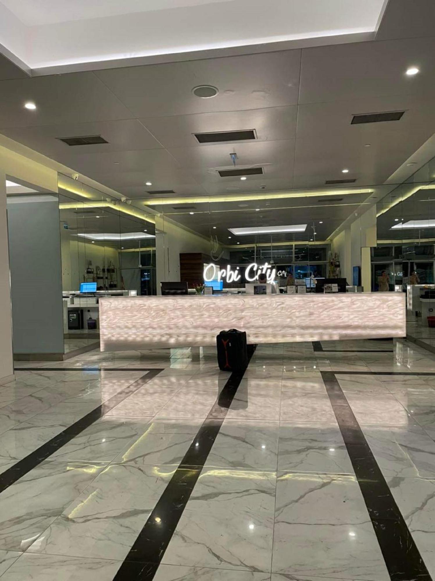 باتومي Apart-Hotel Orbi City المظهر الخارجي الصورة