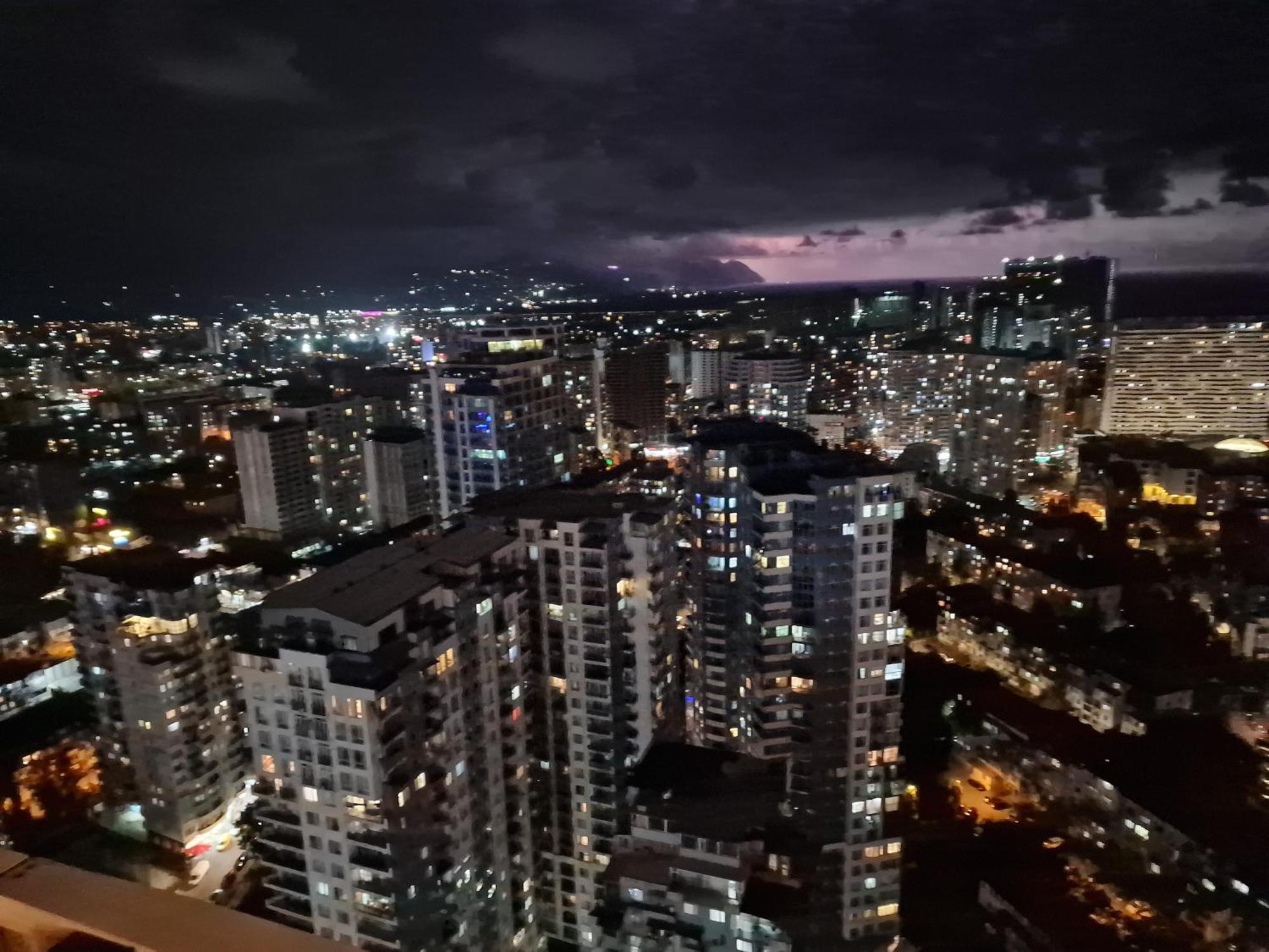 باتومي Apart-Hotel Orbi City المظهر الخارجي الصورة